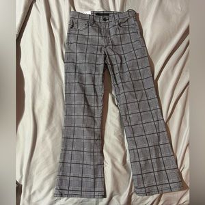 Joe’s jeans bootcut cropped pants.